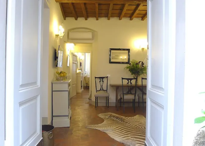 Apartment Pavone Florenz