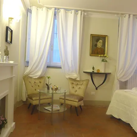 Apartment Pavone Florence