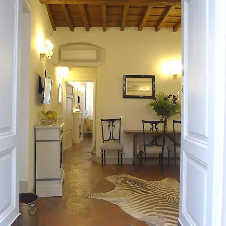 Apartment Pavone Florence